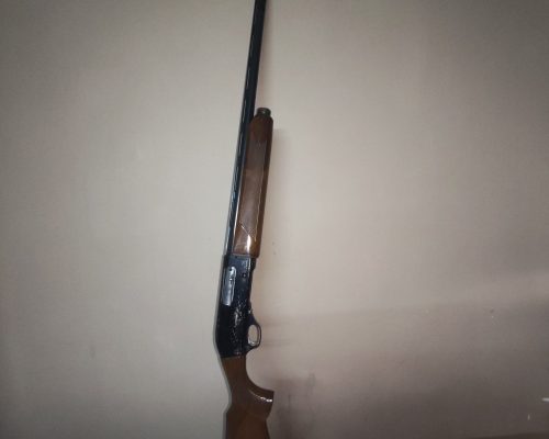 Escopeta semiautomática Lanber