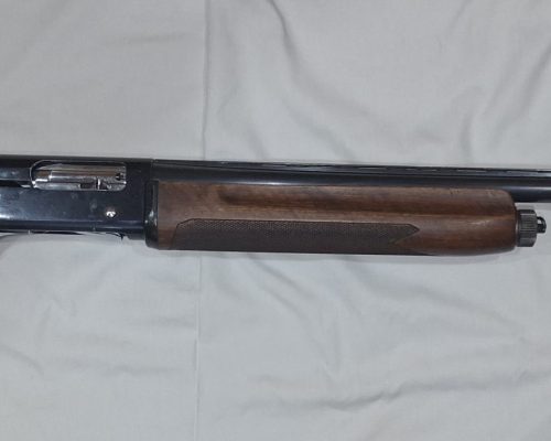 Escopeta semiautomatica