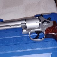 Revolver Smith & Weeson 686 757/38 6″