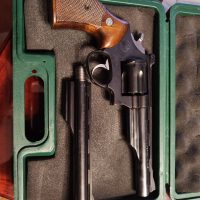 REVOLVER LLAMA 44 MAGNUM SUPERCOMANCHE