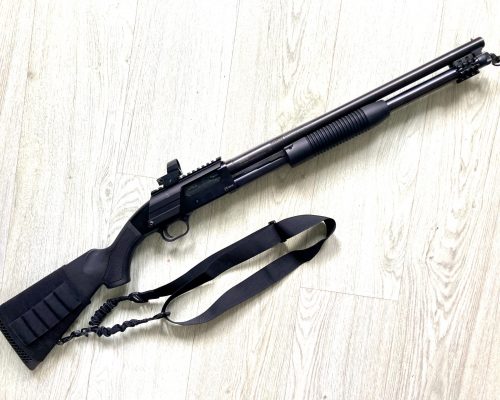 Escopeta de corredera 7+1 Mossberg Maverick 88T